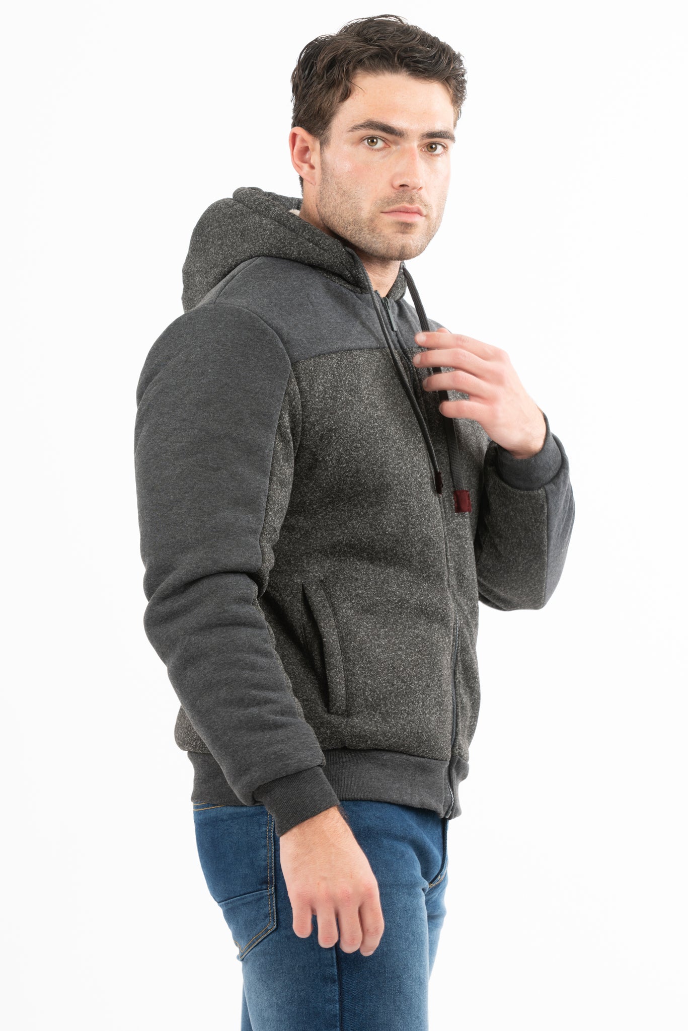 CN-42-JKT-TARRANT-PKB