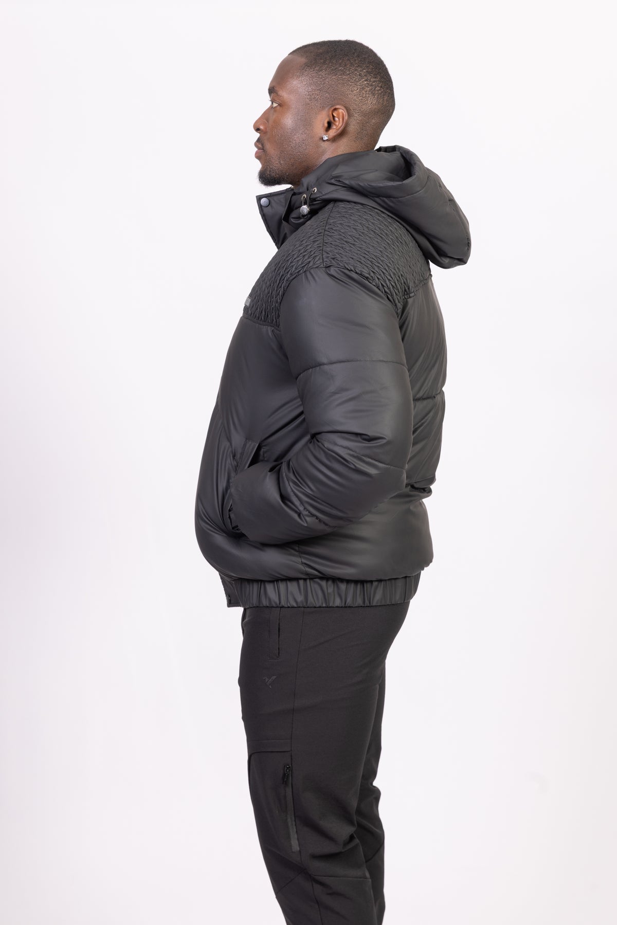 DR-62-JKT-LUDO