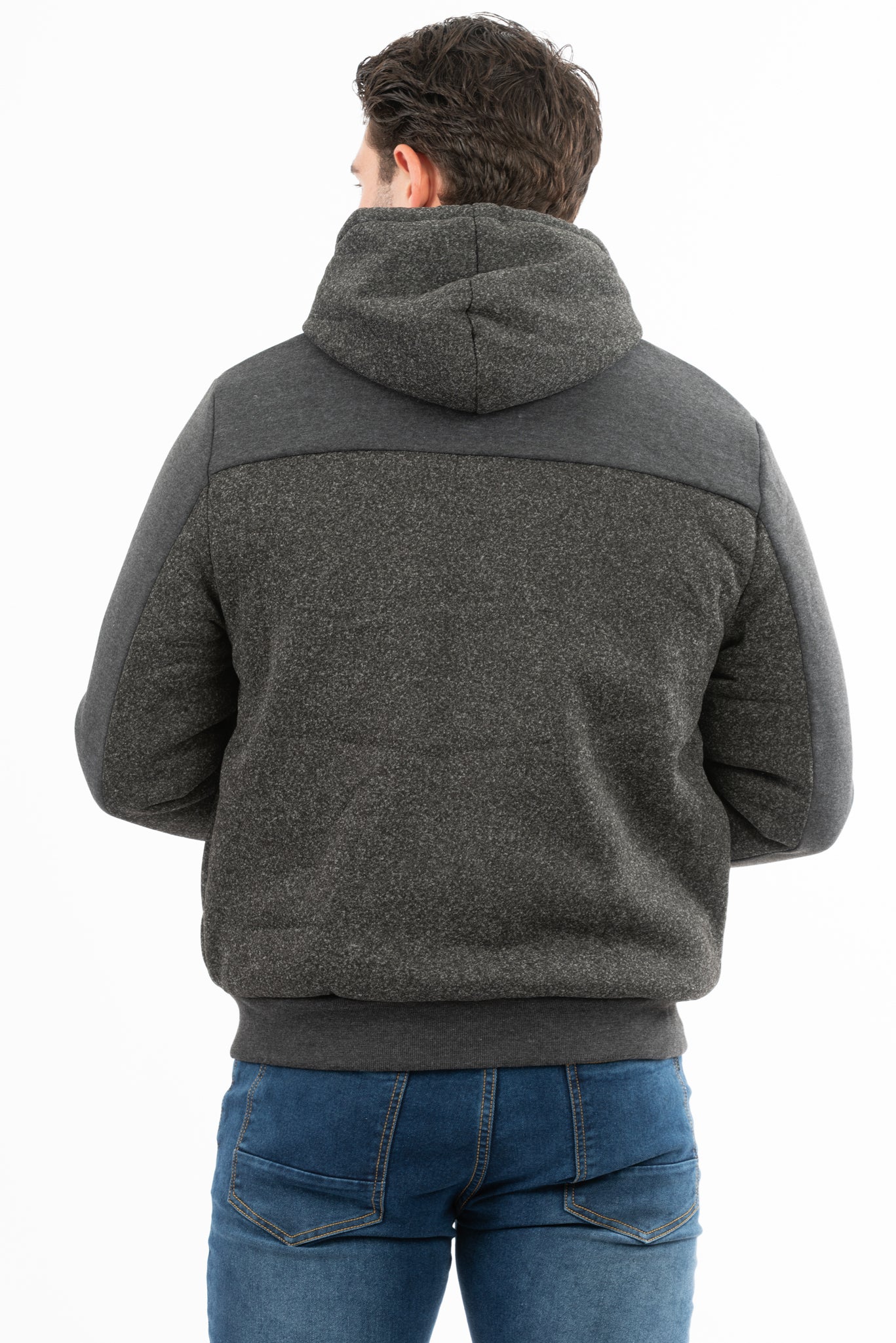 CN-42-JKT-TARRANT-PKB