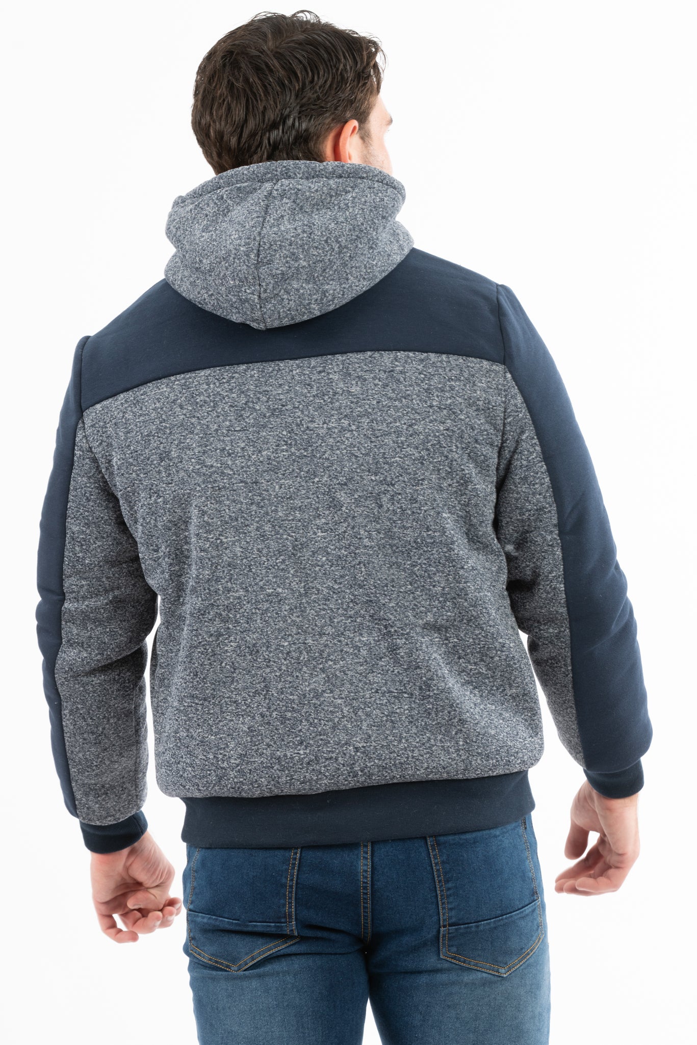 CN-42-JKT-TARRANT-PKB